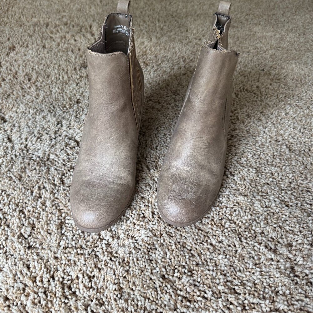 Madden Girl Ankle Booties Size 7.5